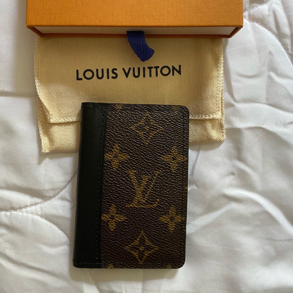 Louis Vuitton Pocket Organizer - Picture 2 of 6